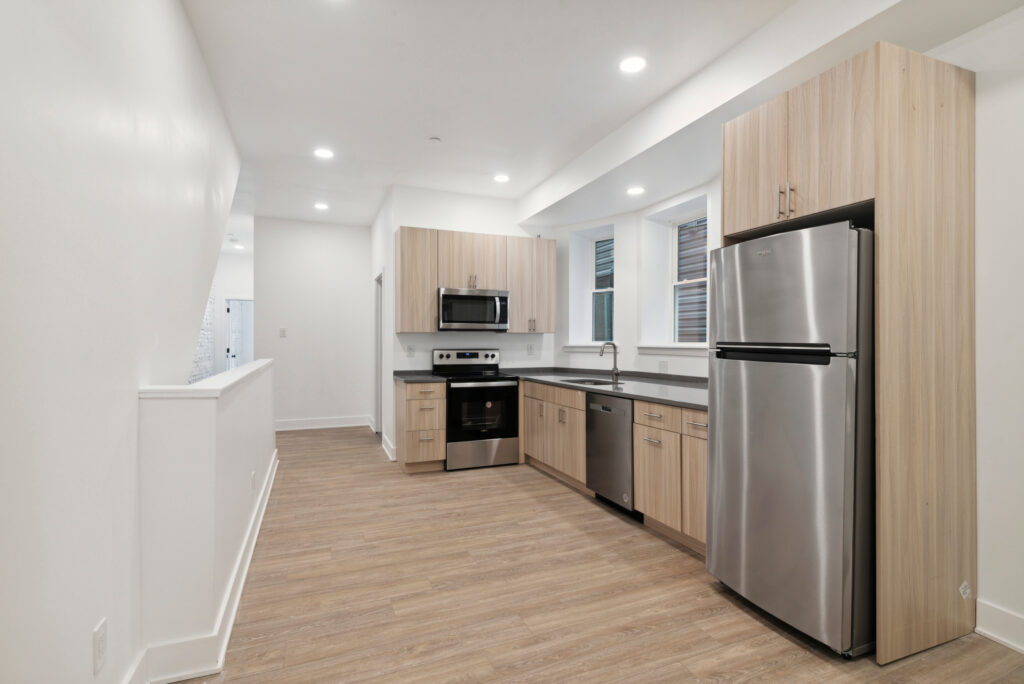 05-5039 Spruce St5