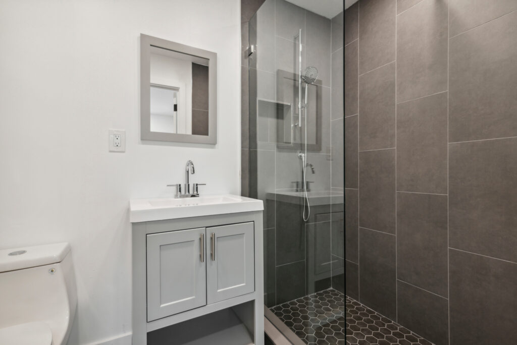 33-5039 Spruce St33