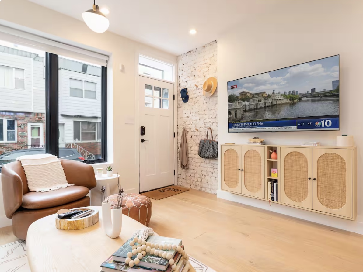 Hutchinson Street Renovation, featured view